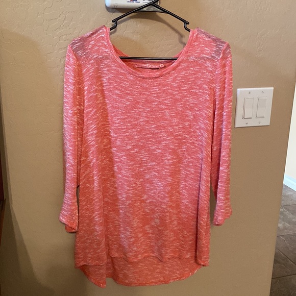 Light weight sweater with detachable scarf - Picture 4 of 4